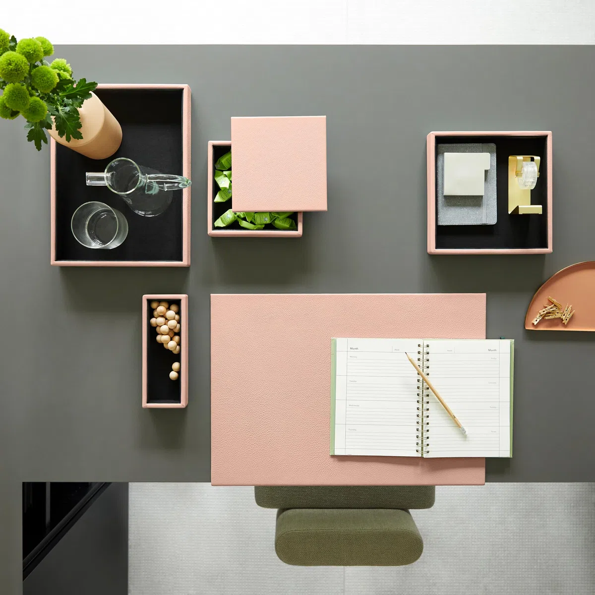 eglooh - Atena - Vaciabolsillos Recibidor con Tapa Piel Genuina Rosa Pálido - Organizador de Escritorio, Bandeja Decorativa Llaves, Joyas, Chocolates - cm 16,5 x 16,5 - Made in Italy